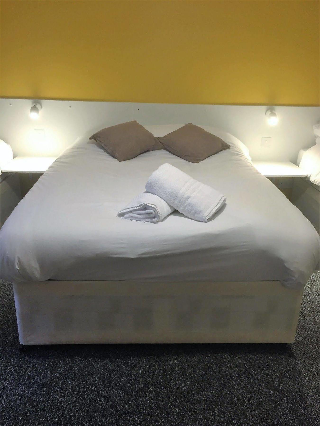 Mary Rose Inn Hotel Orpington Dış mekan fotoğraf